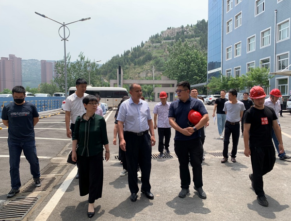恒源熱力集團(tuán)開(kāi)展對(duì)標(biāo)省內(nèi)先進(jìn)企業(yè)“找差距 補(bǔ)短板 強(qiáng)弱項(xiàng) 促提升”活動(dòng)