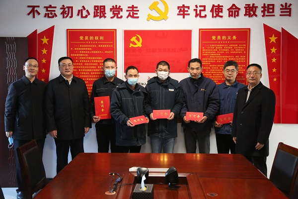 市恒源熱力集團(tuán)開展春節(jié)走訪慰問活動(dòng)